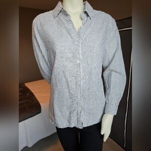 Lulu-B , Large, White and Black Striped Button Down Blouse